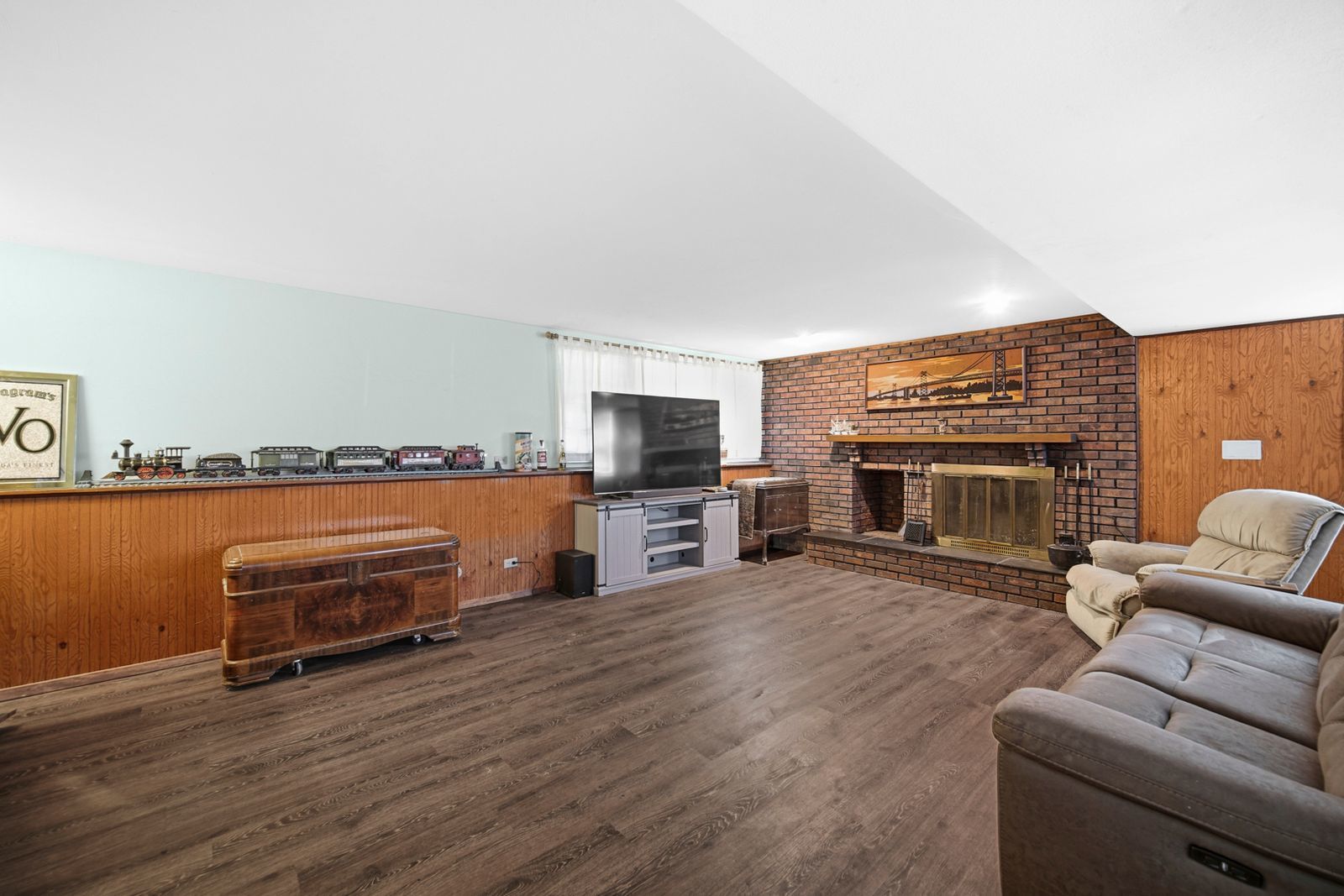 12 Regent Court Property Photo 19