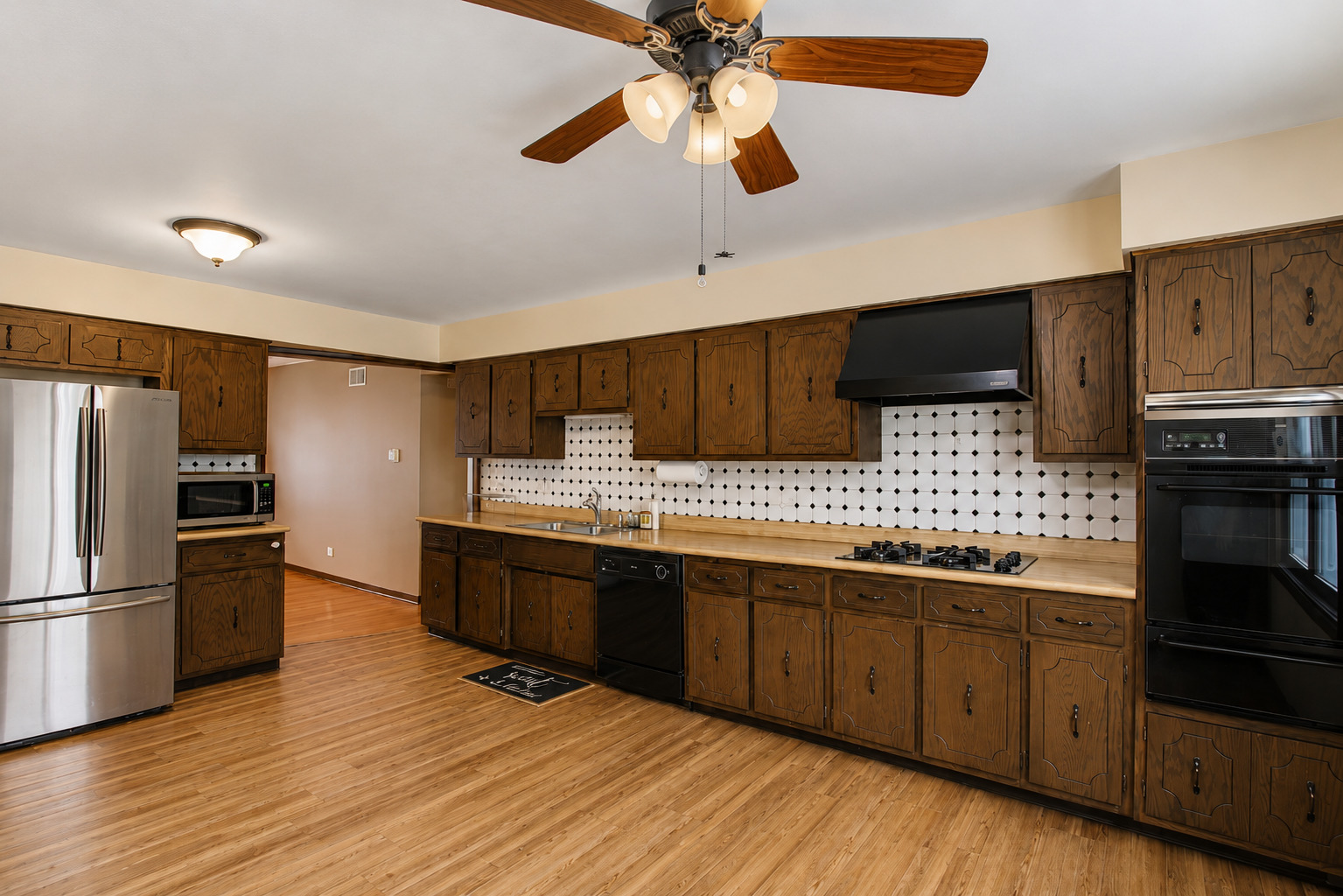 8414 W Brodman Avenue Property Photo 12
