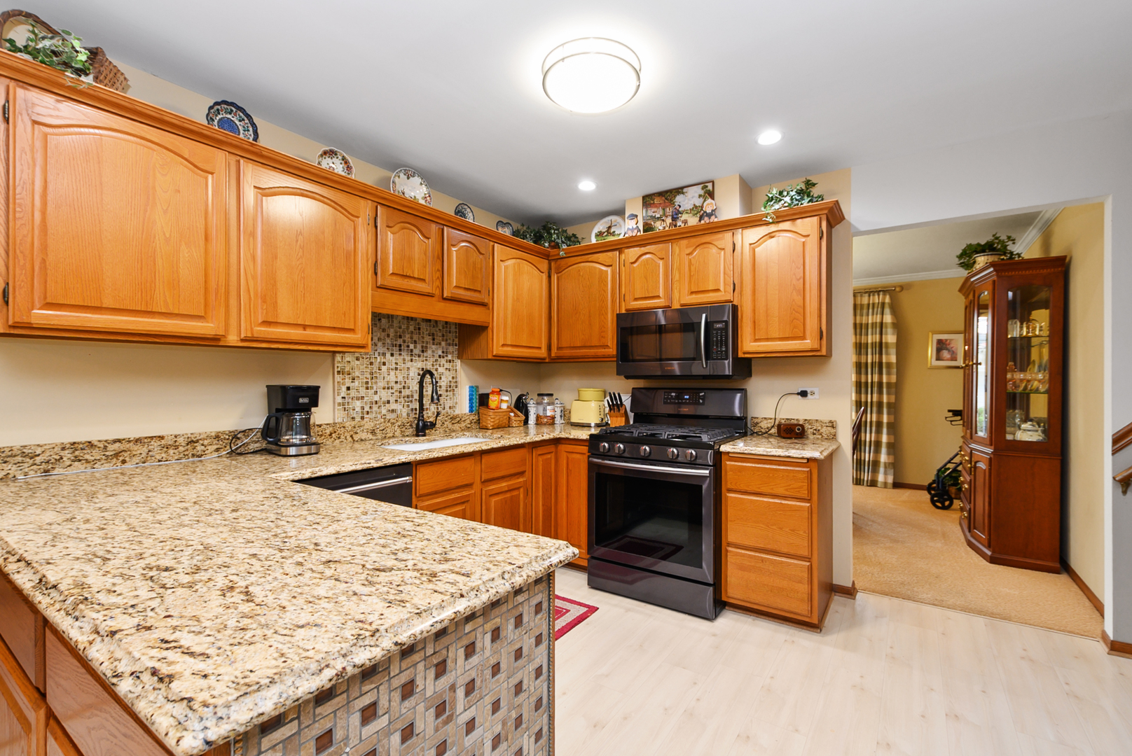 8955 Linden Drive Property Photo 12