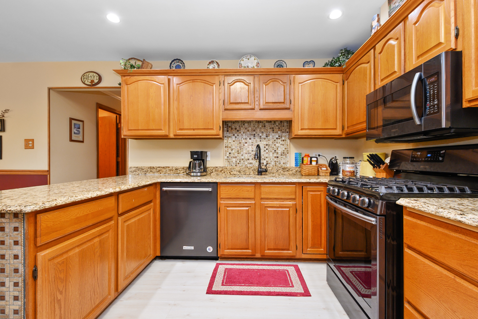 8955 Linden Drive Property Photo 13