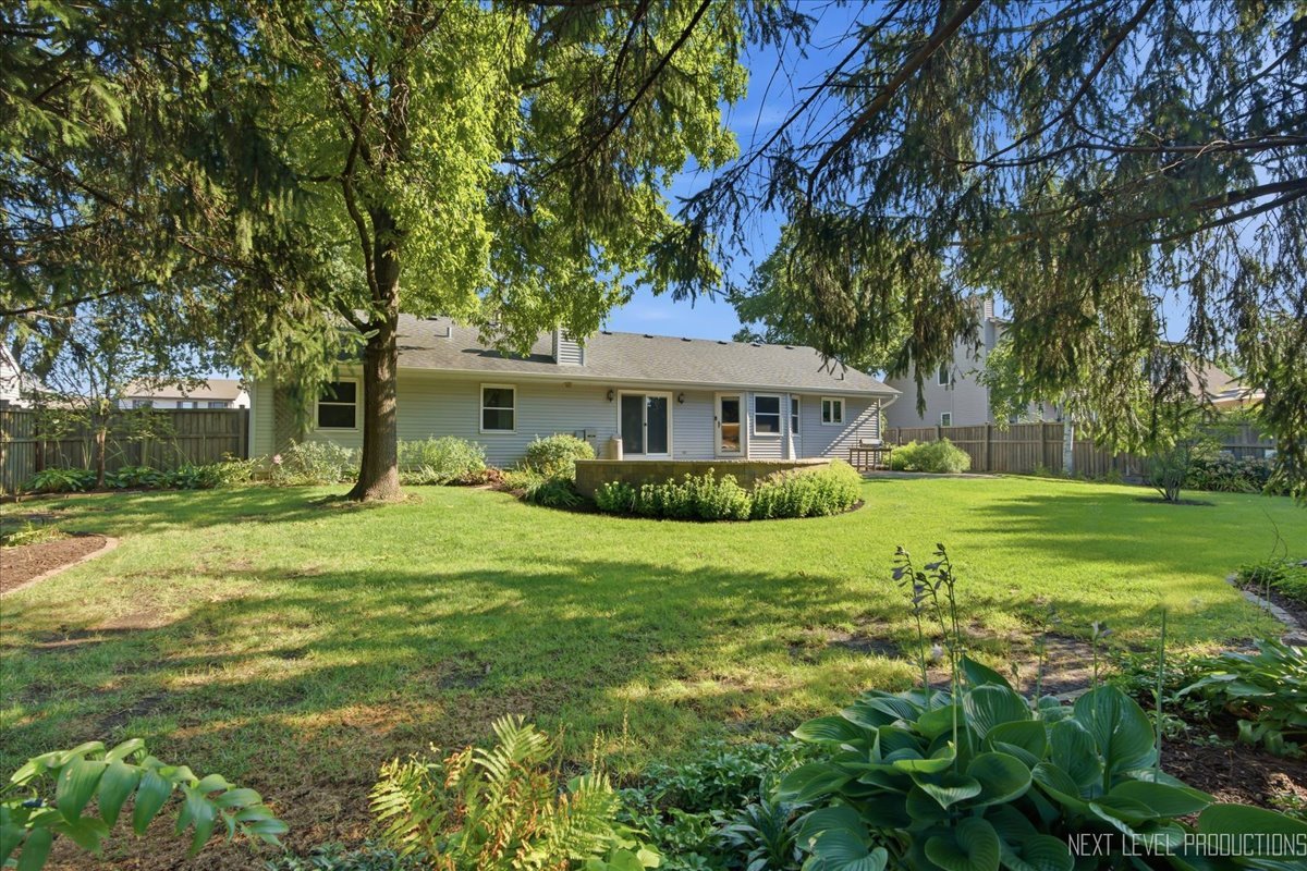 708 E Coady Drive Property Photo 6