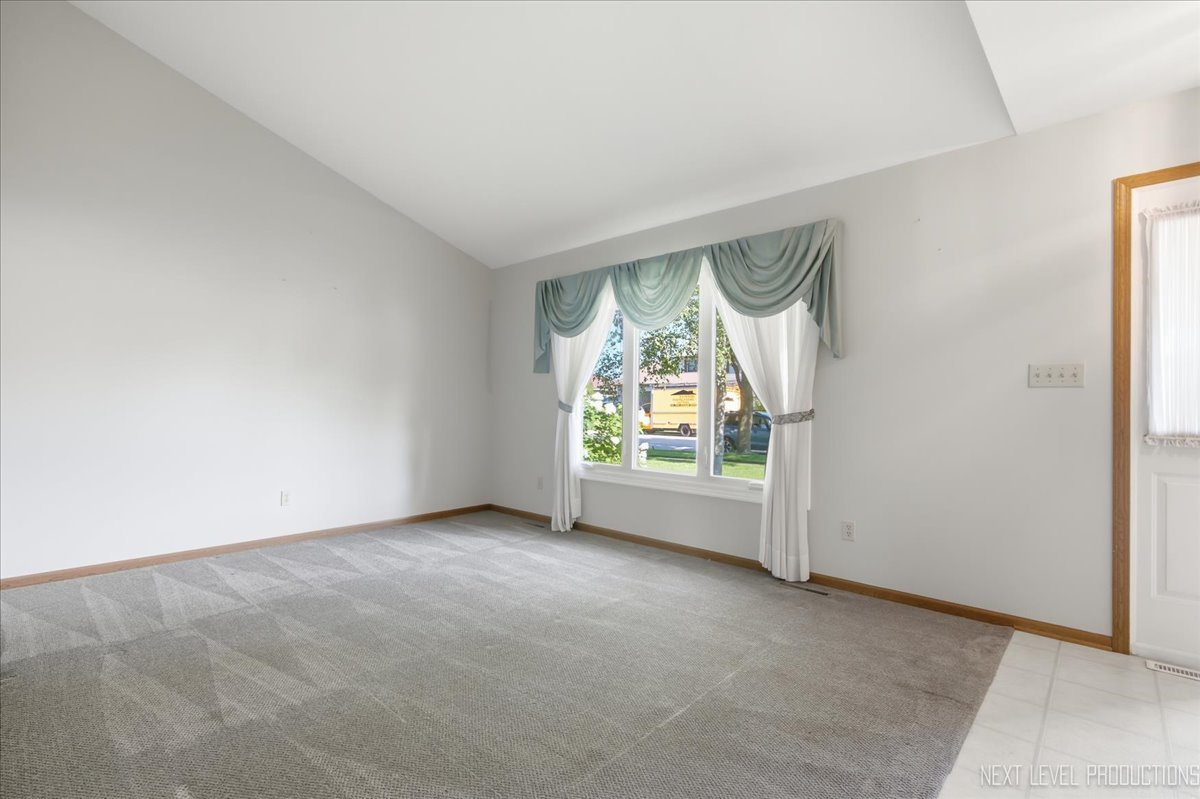 708 E Coady Drive Property Photo 14