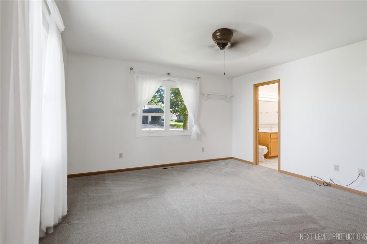 708 E Coady Drive Property Photo 20