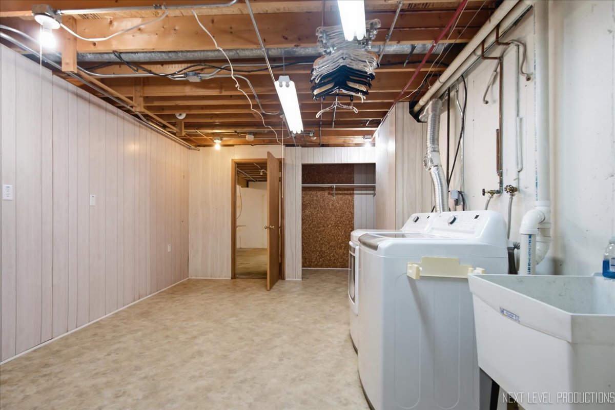 708 E Coady Drive Property Photo 31
