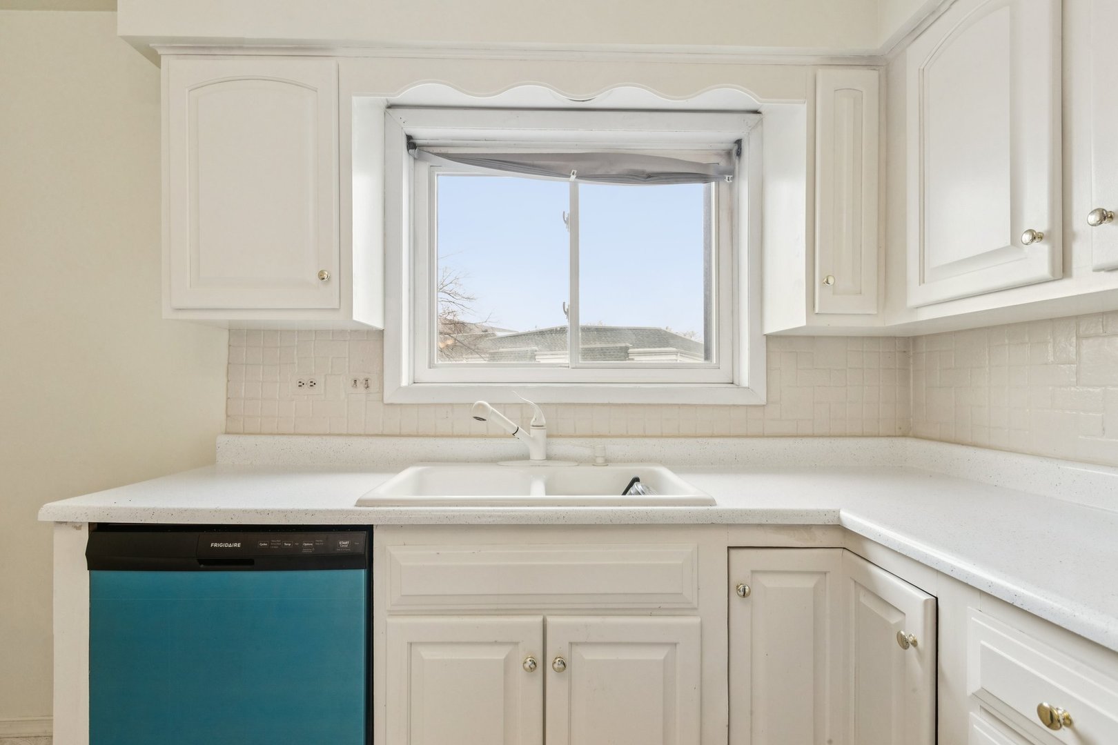 702 Cobblestone Circle D Property Photo 9