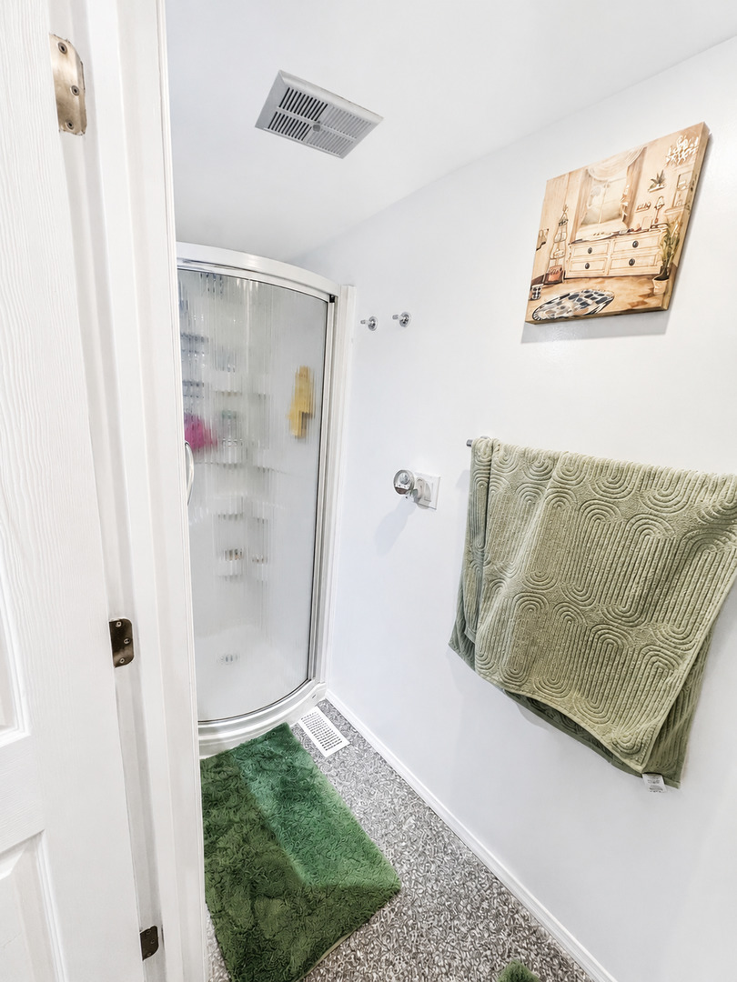 1738 Newport Street Property Photo 20