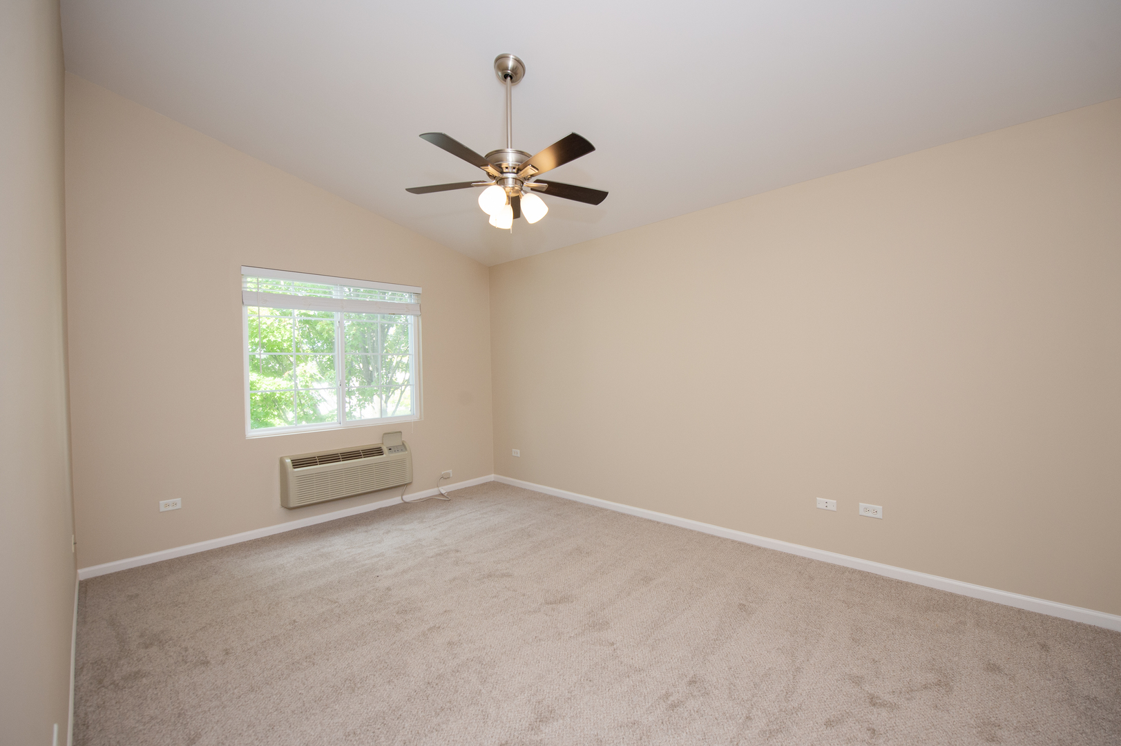 2017 Silverstone Drive 2017 Property Photo 16