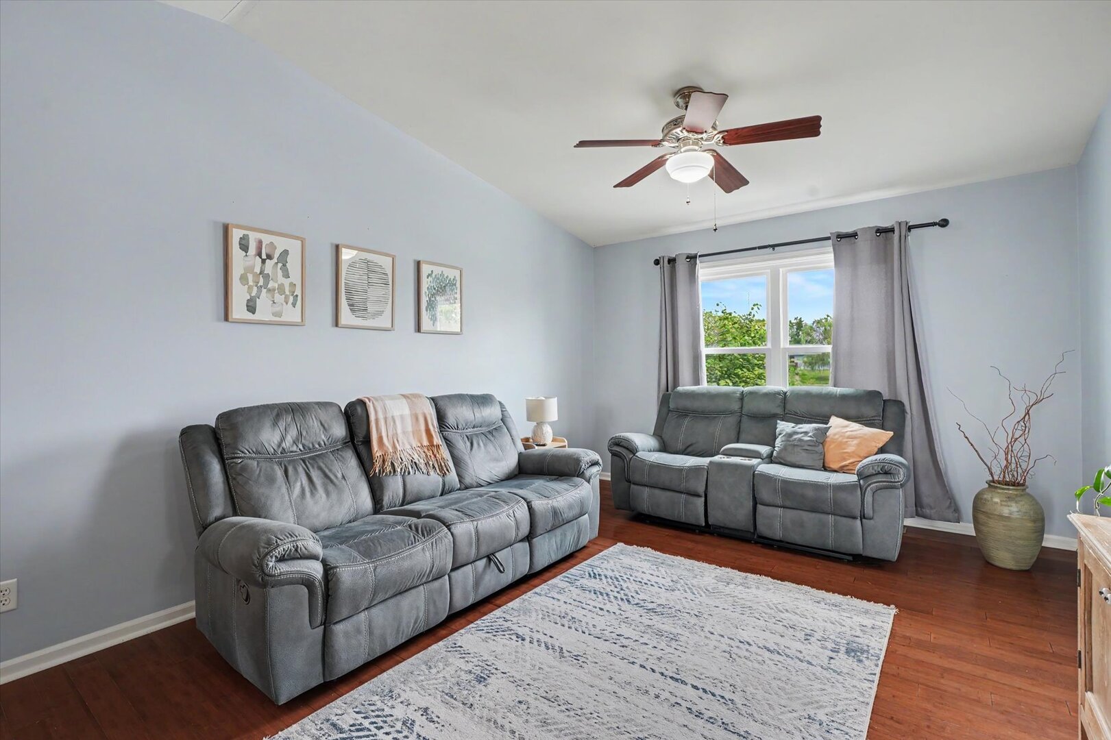 610 Erin Drive 610 Property Photo 6