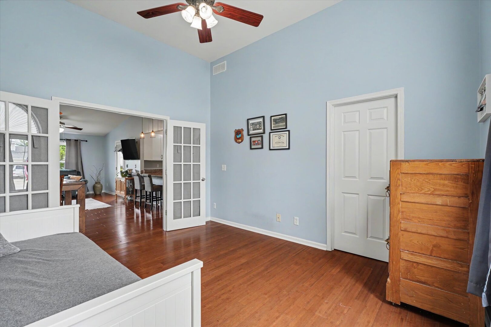 610 Erin Drive 610 Property Photo 19