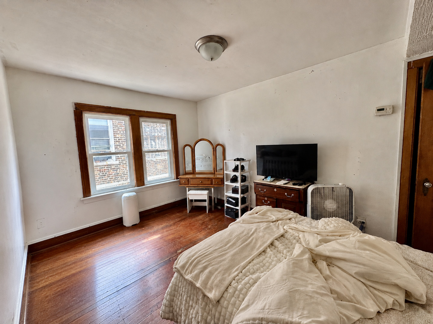8325 S Saginaw Avenue Property Photo 19
