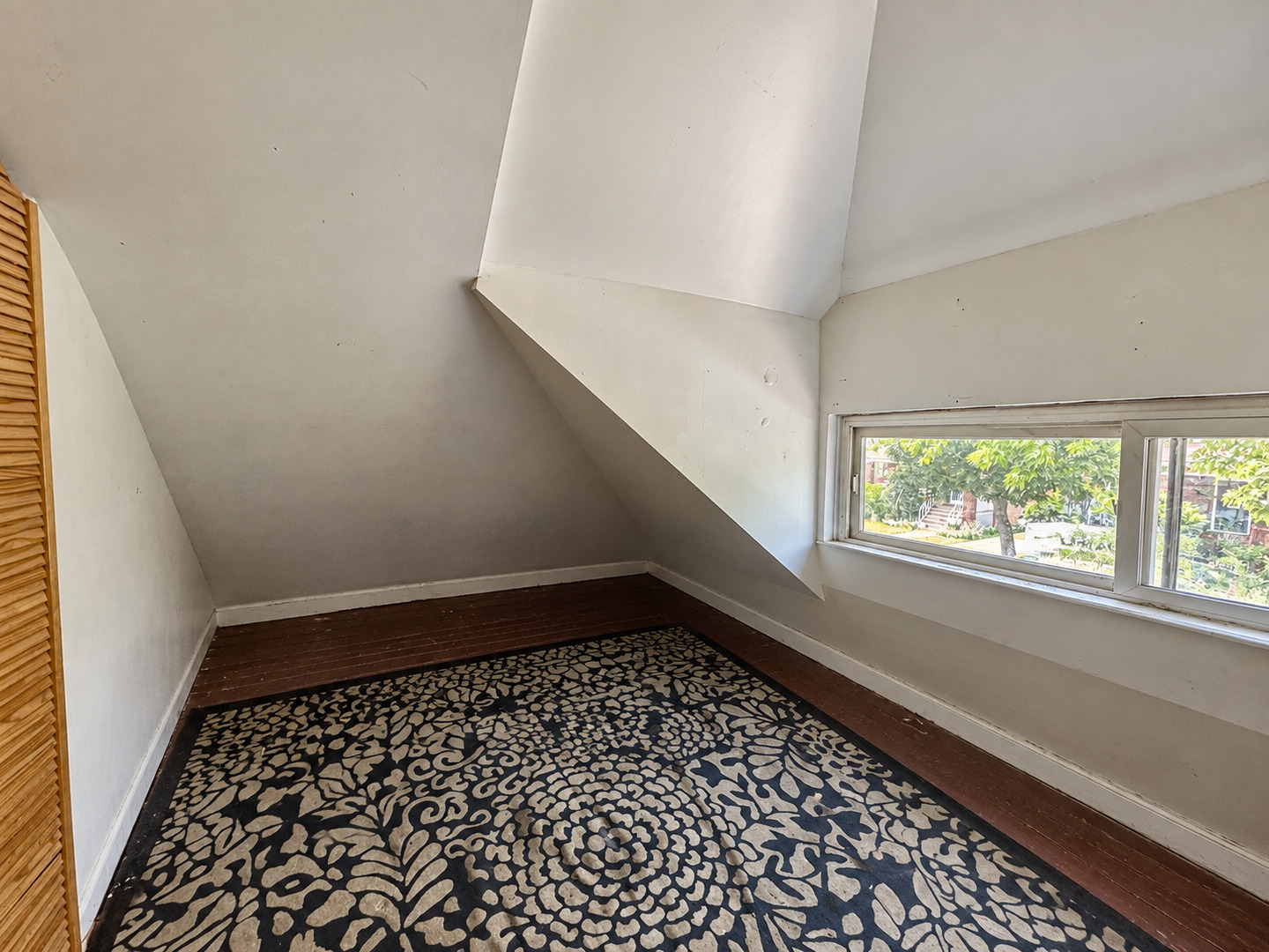8325 S Saginaw Avenue Property Photo 21