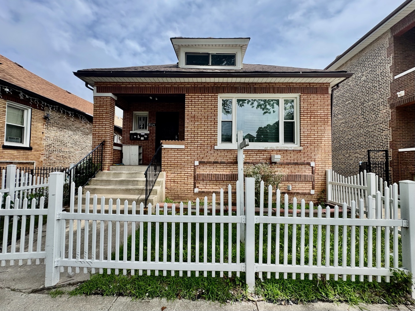 8325 S Saginaw Avenue Property Photo 29
