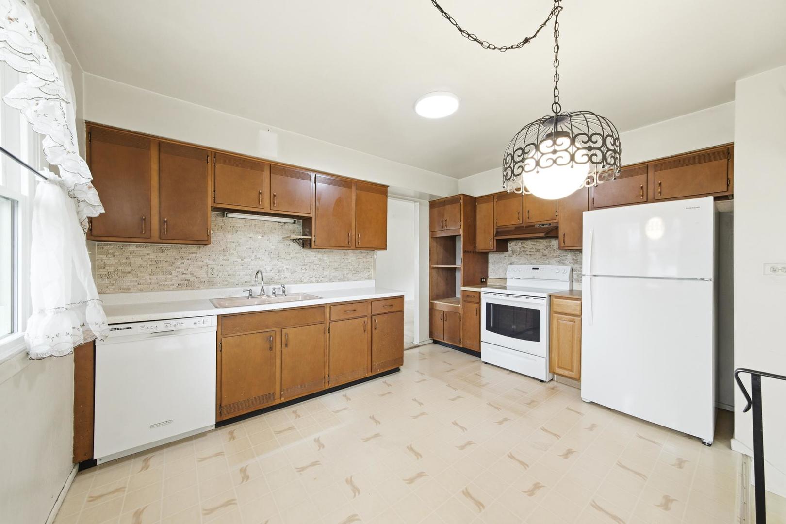 333 Beau Drive Property Photo 5