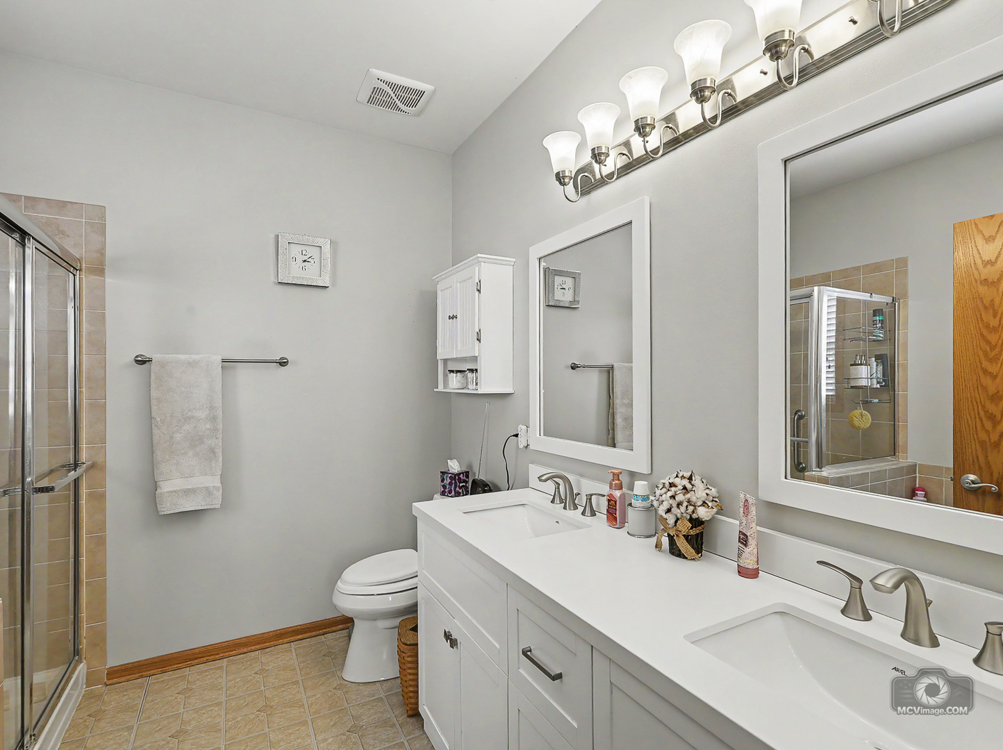 17125 Mendota Drive Property Photo 10