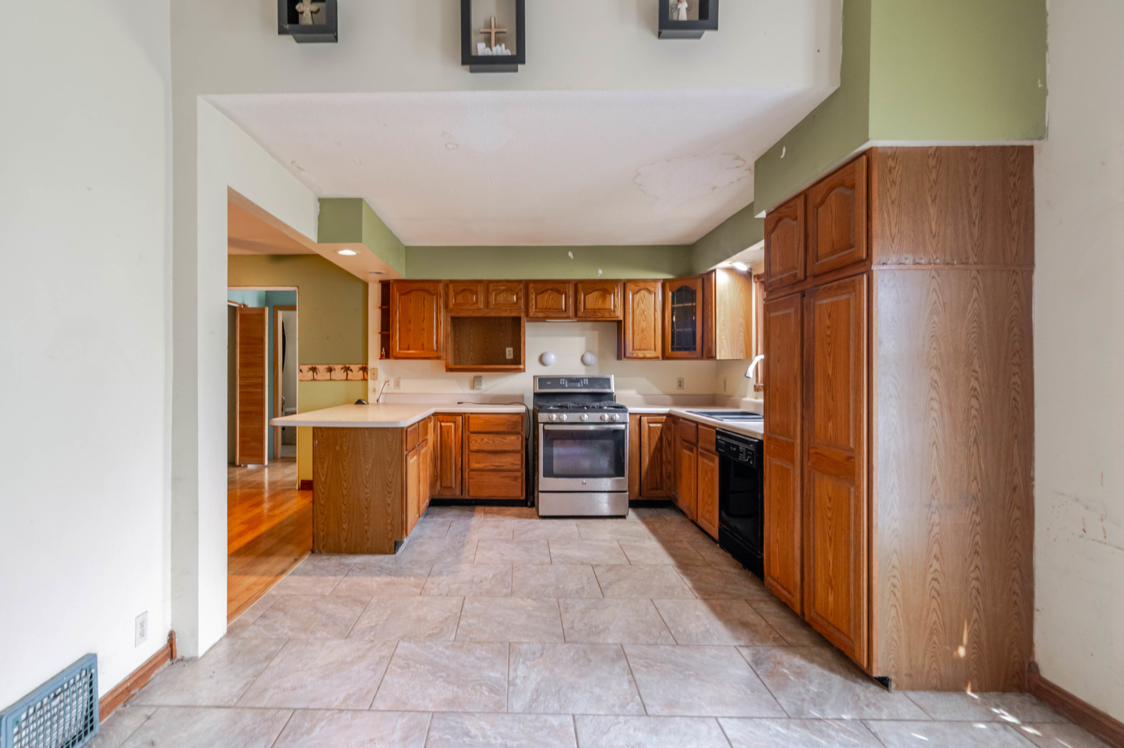 105 7th Street Property Photo 5