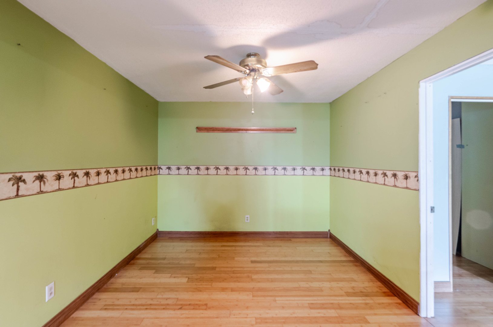 105 7th Street Property Photo 9