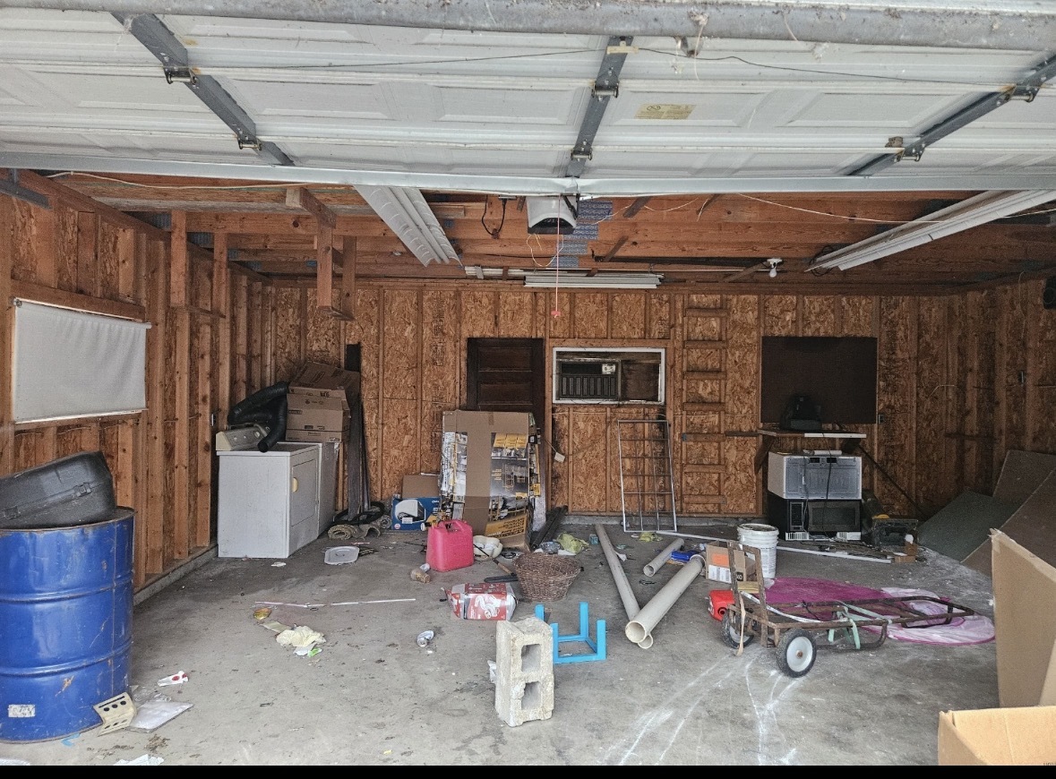 106 W Reynolds Street Property Photo 17