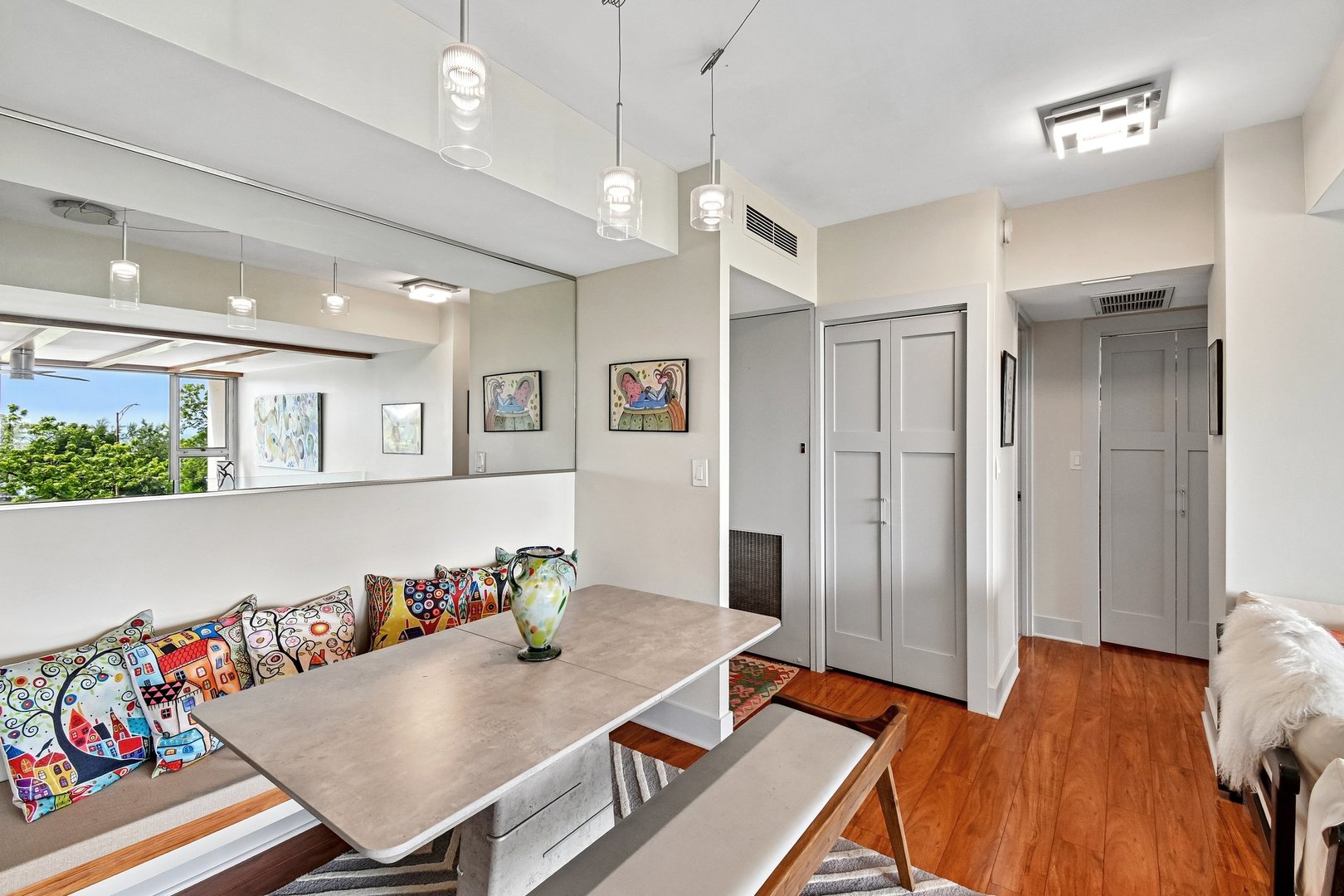 3200 N Lake Shore Drive 410 Property Photo 8