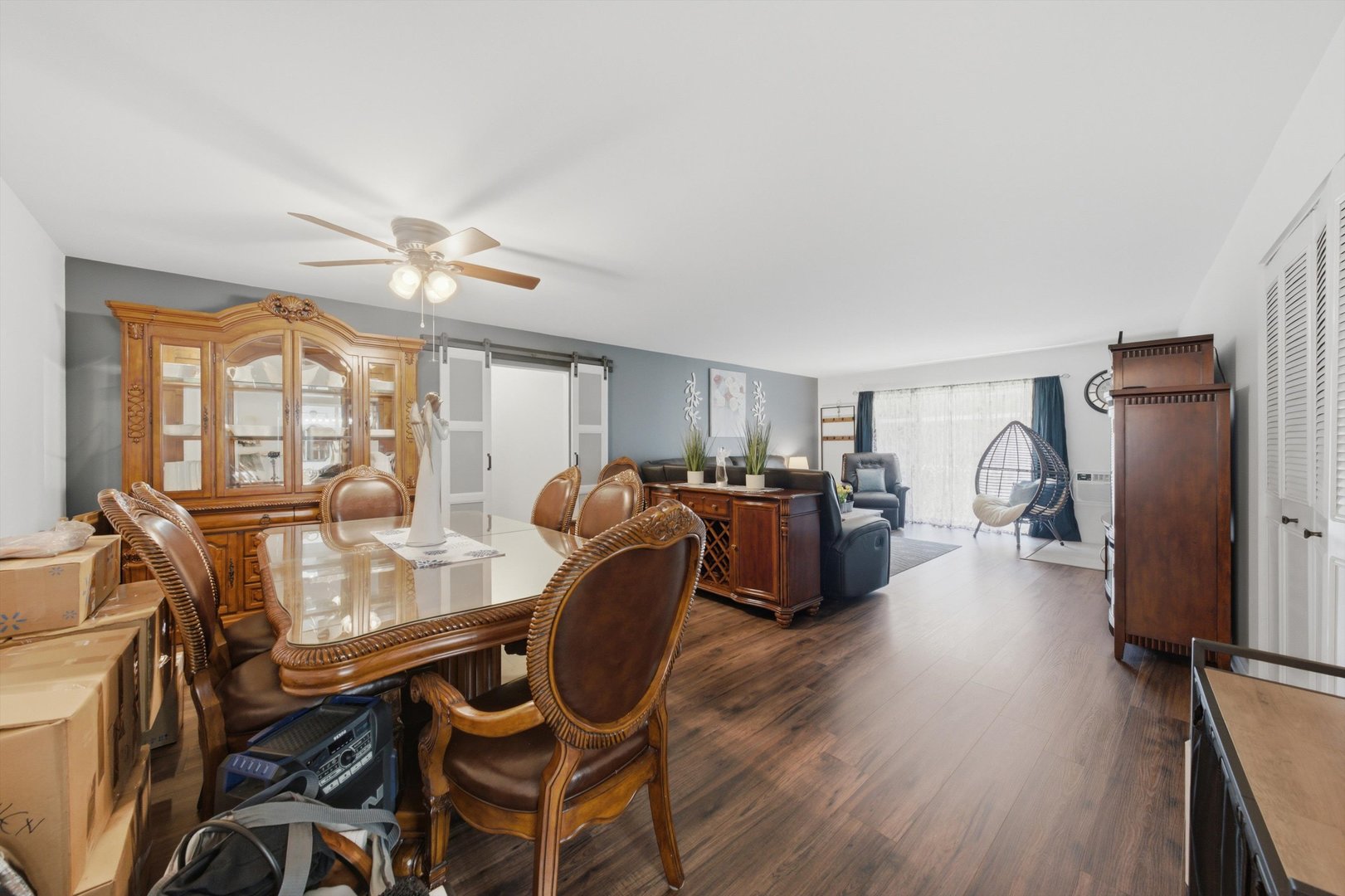 10332 S Pulaski Road 107 Property Photo 10