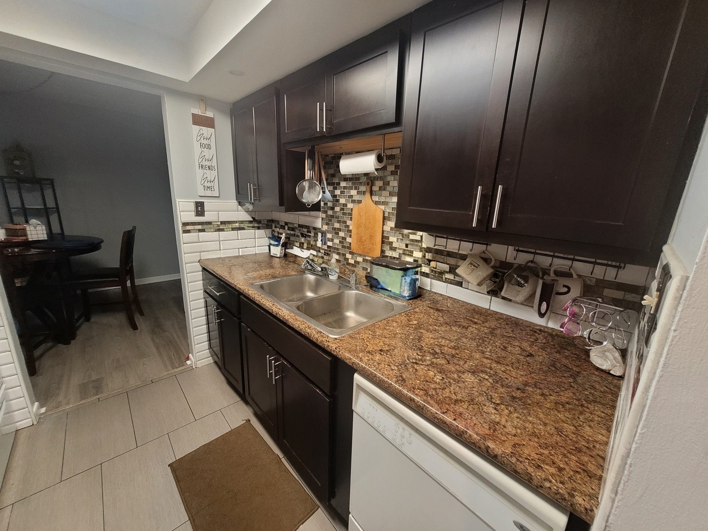 12825 S Kenneth Avenue D2 Property Photo 7