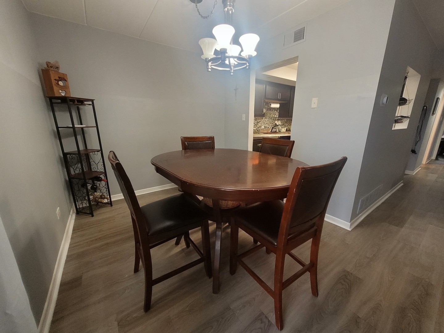 12825 S Kenneth Avenue D2 Property Photo 8