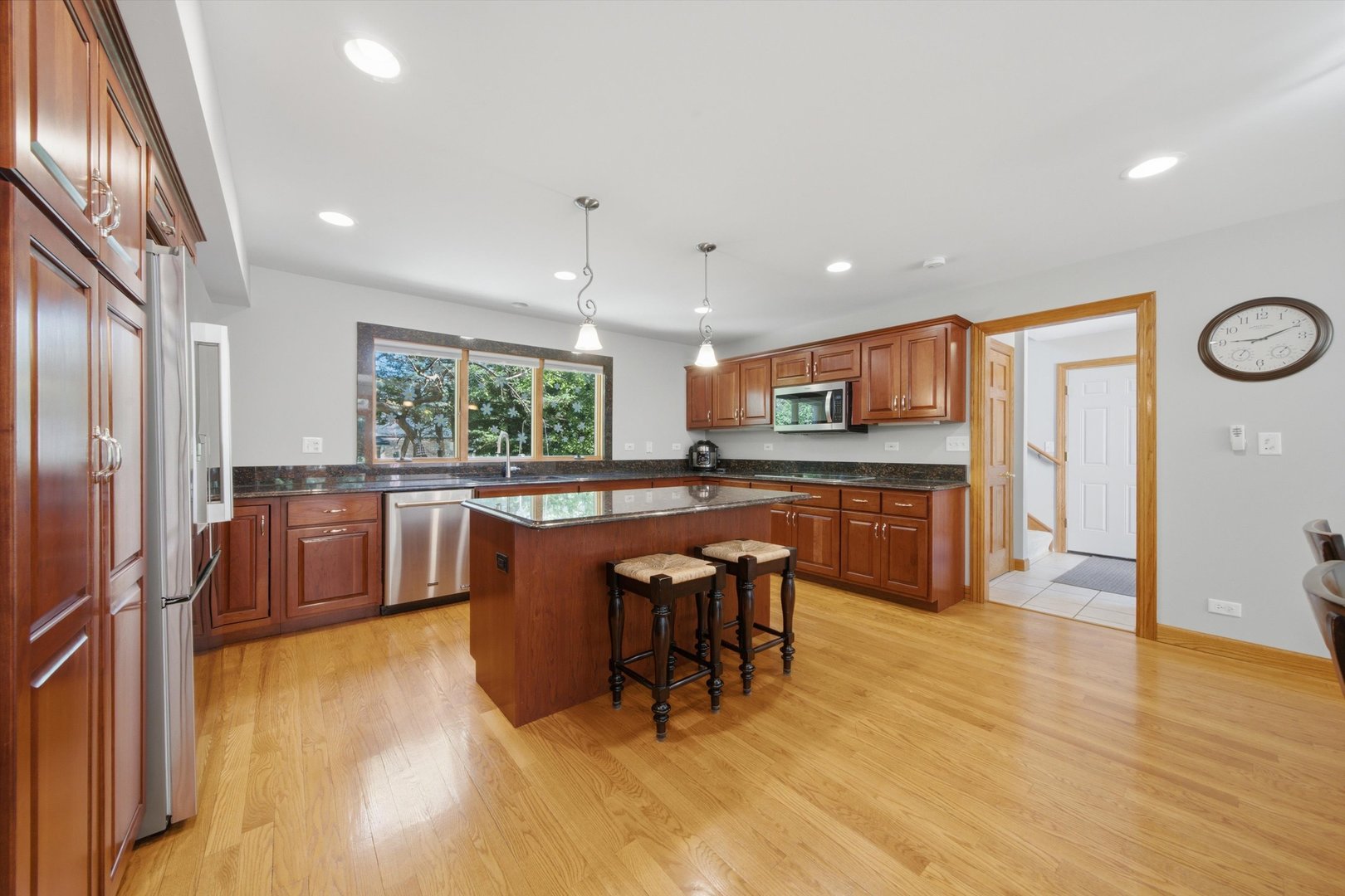 11555 S Elbridge Avenue Property Photo 8