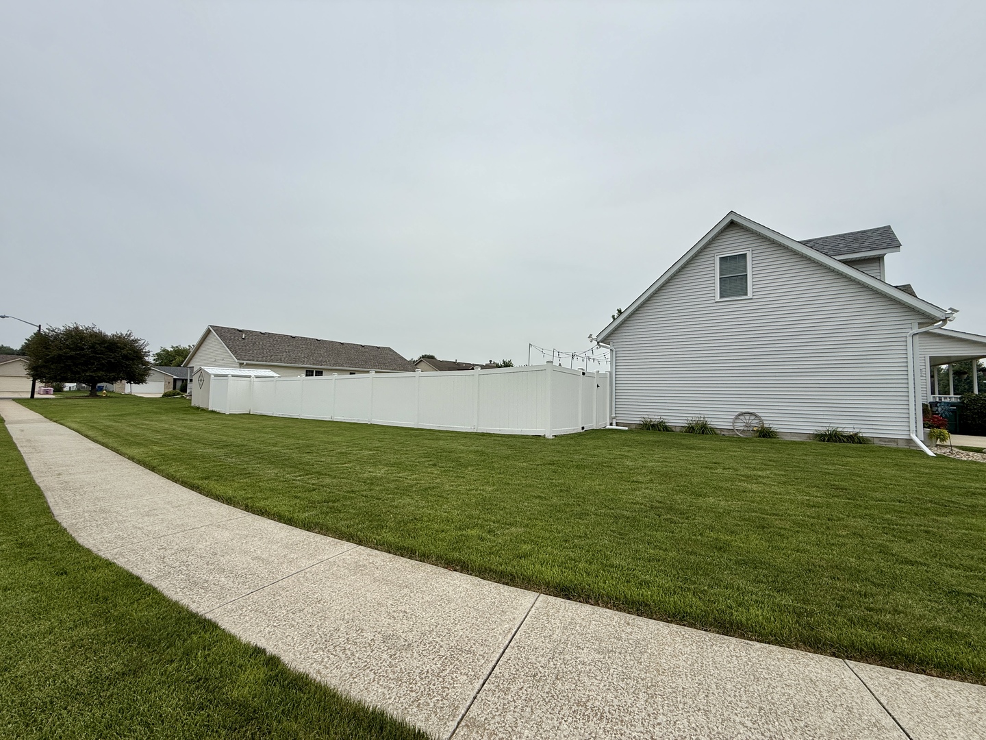 602 Suzanne Avenue Property Photo 2