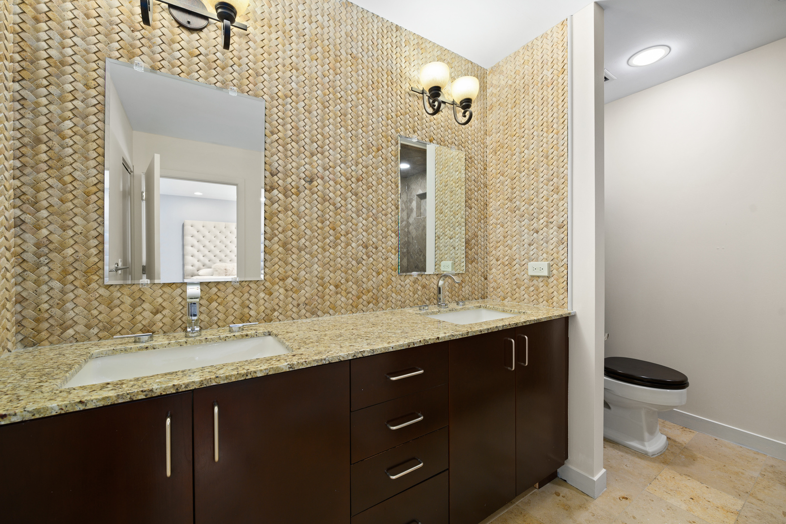 737 W Washington Boulevard 2210 Property Photo 14