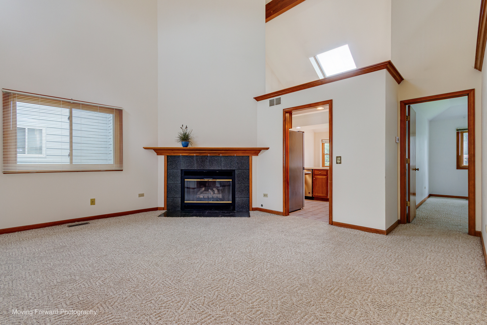 69 N Lambert Road Property Photo 8