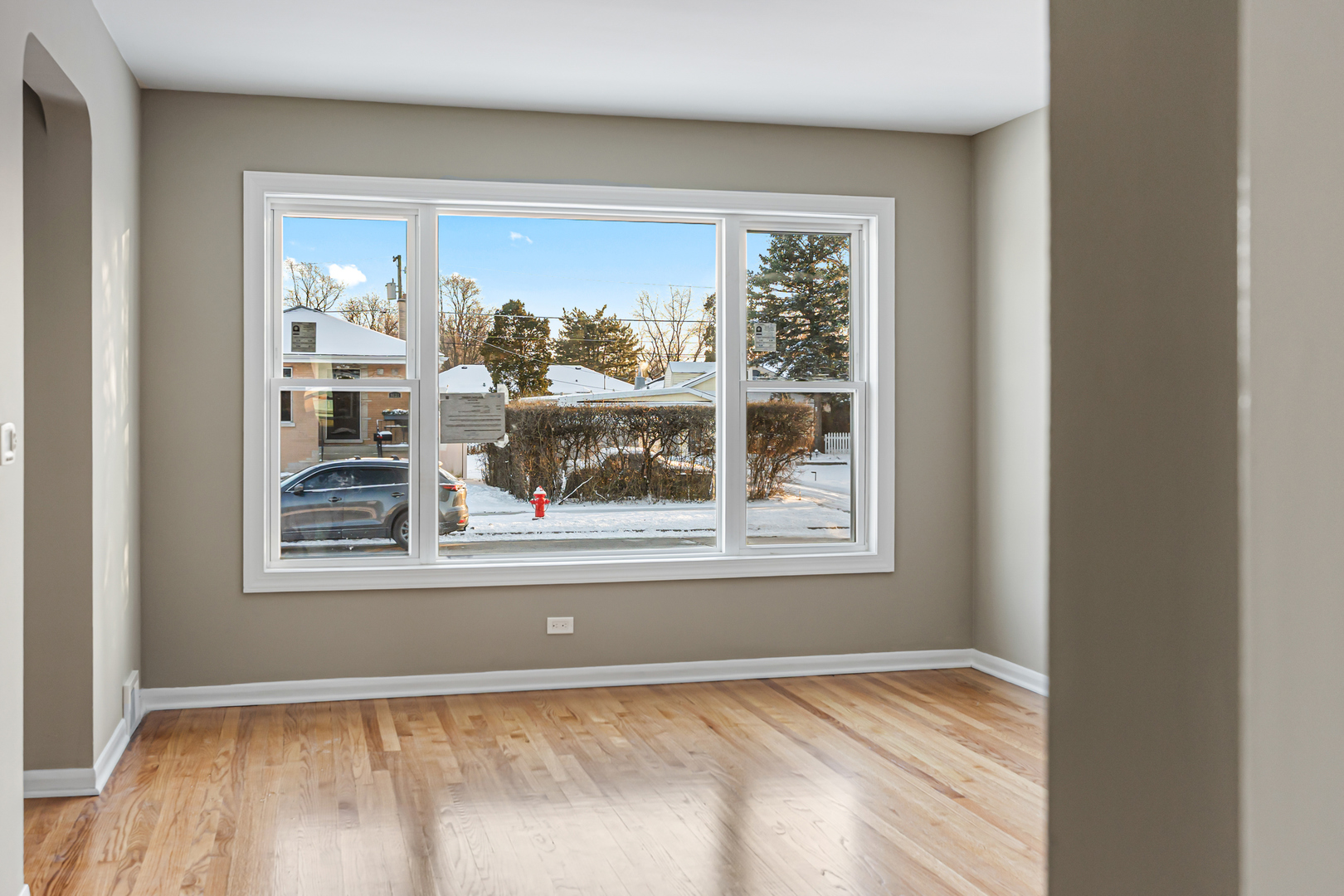 9120 26th Place Property Photo 3