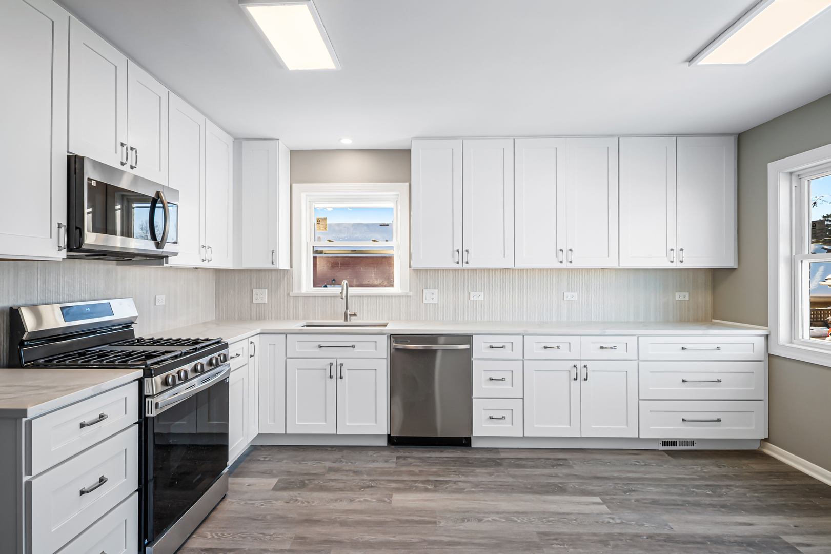 9120 26th Place Property Photo 19