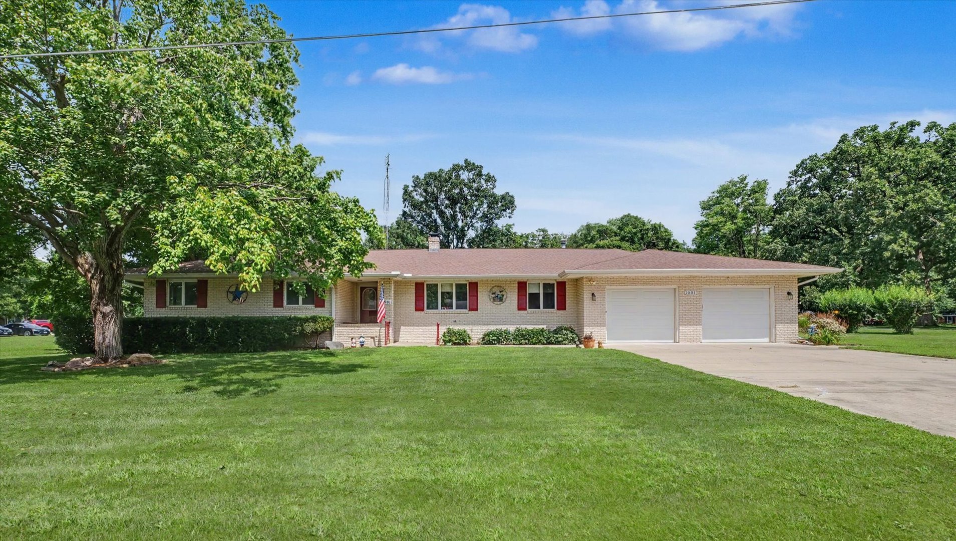 12710947 Property Photo 2