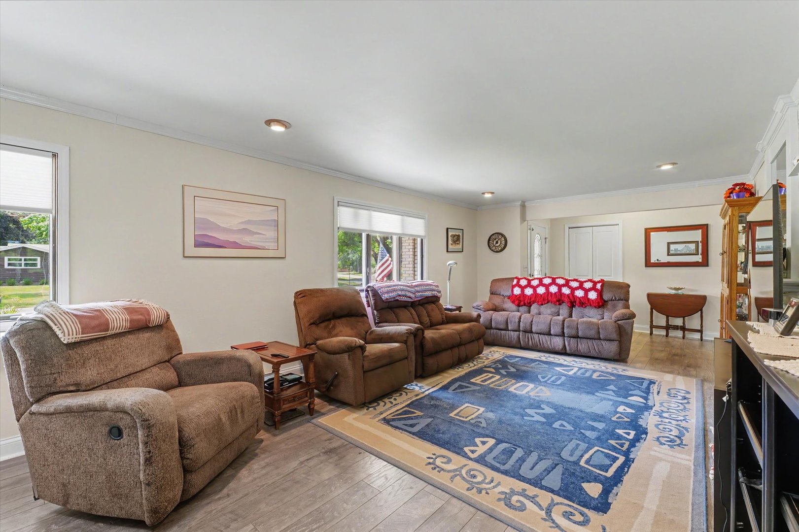 12710947 Property Photo 9
