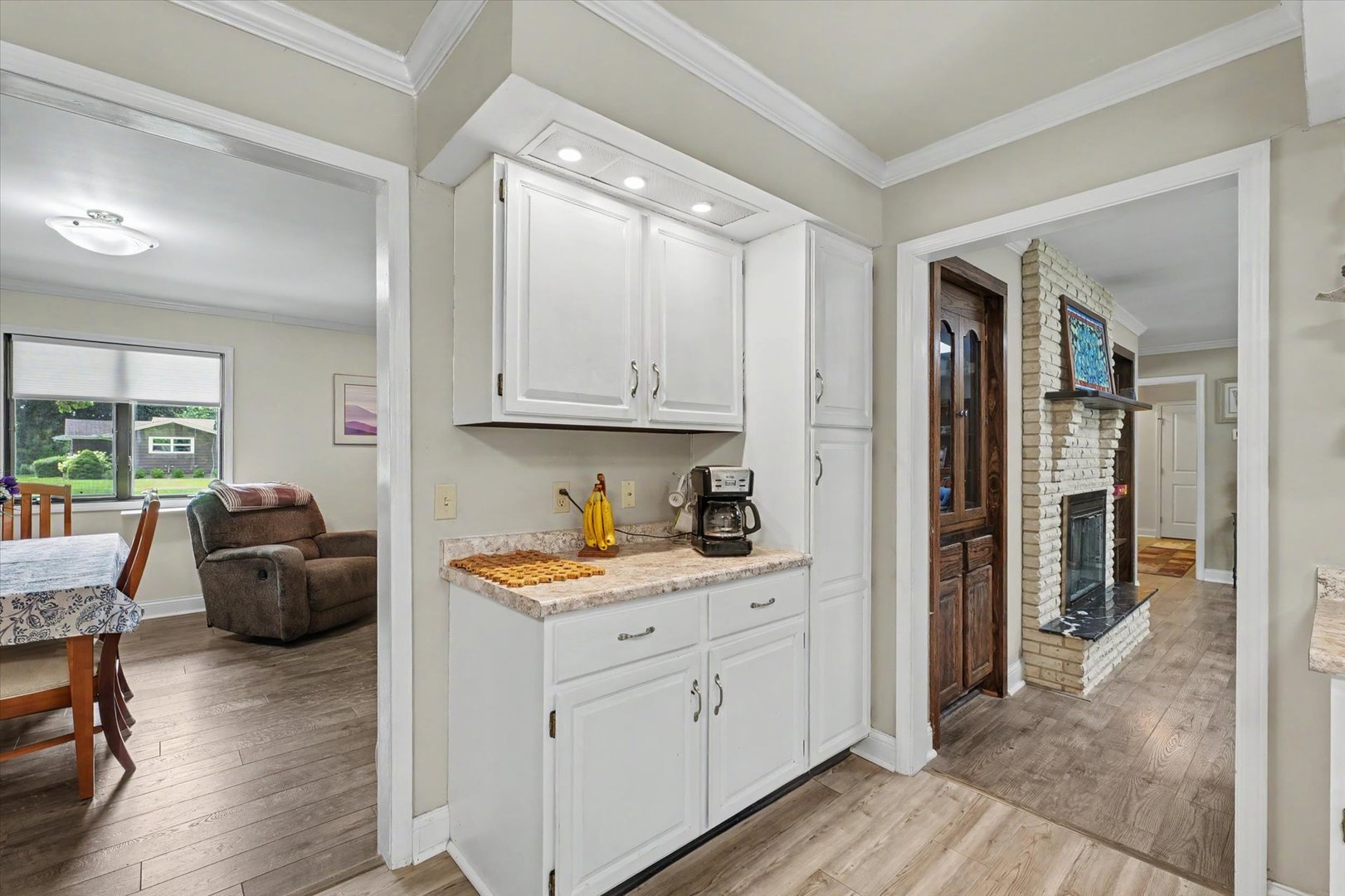 12710947 Property Photo 15