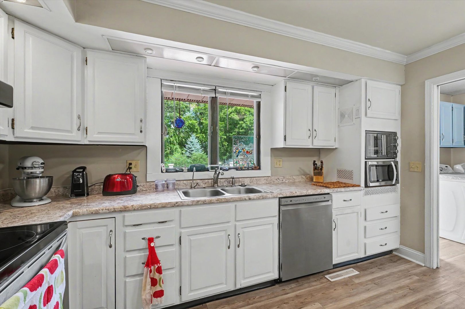 12710947 Property Photo 16