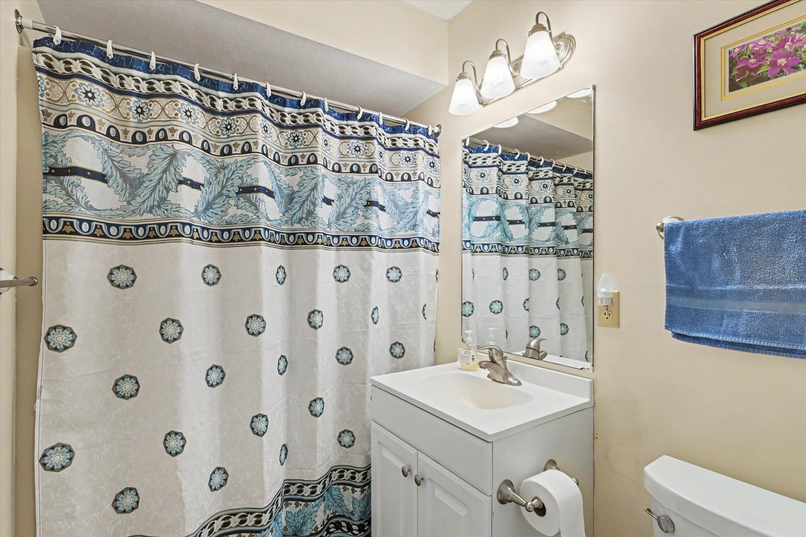 12710947 Property Photo 35