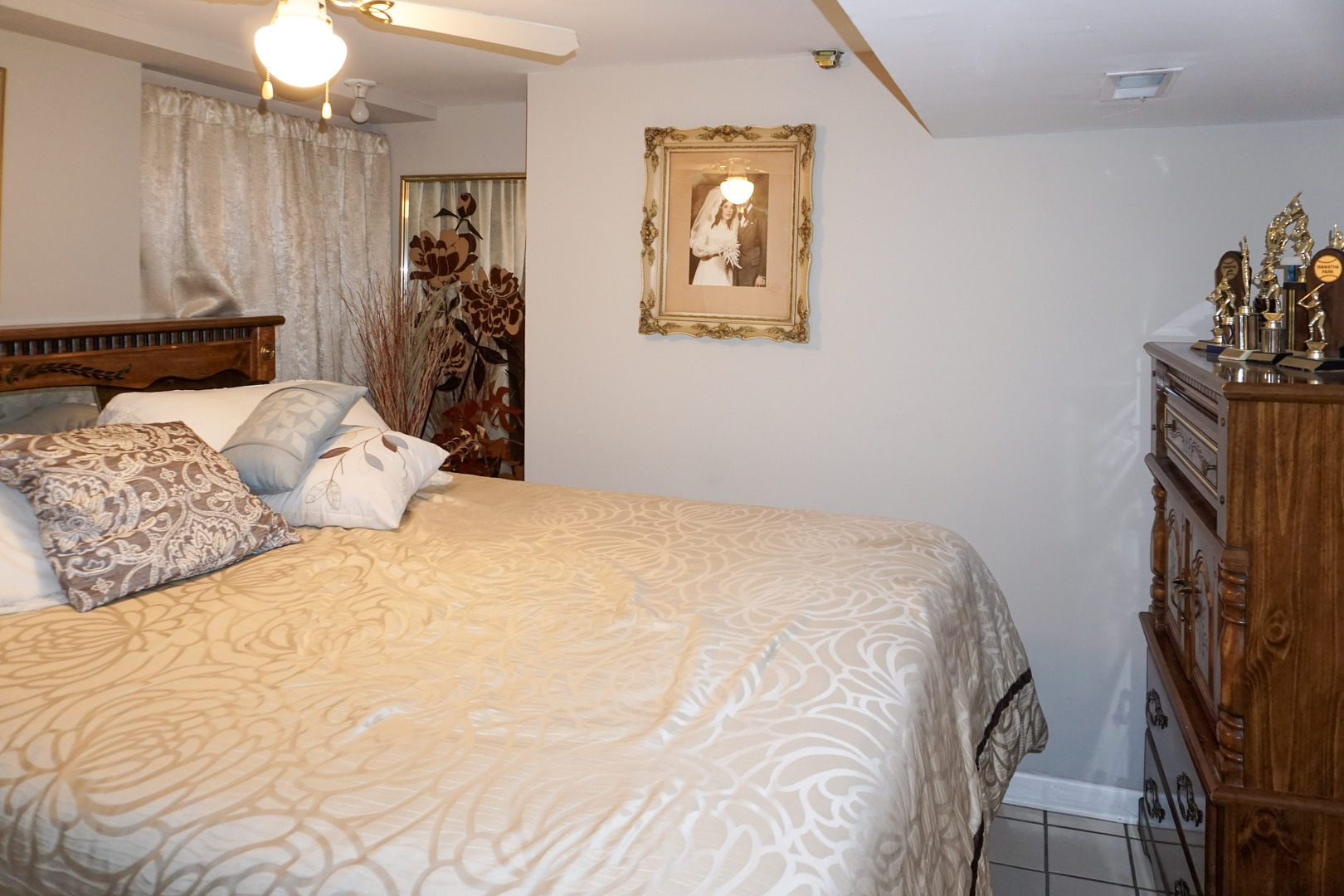 3318 N Page Avenue Property Photo 16