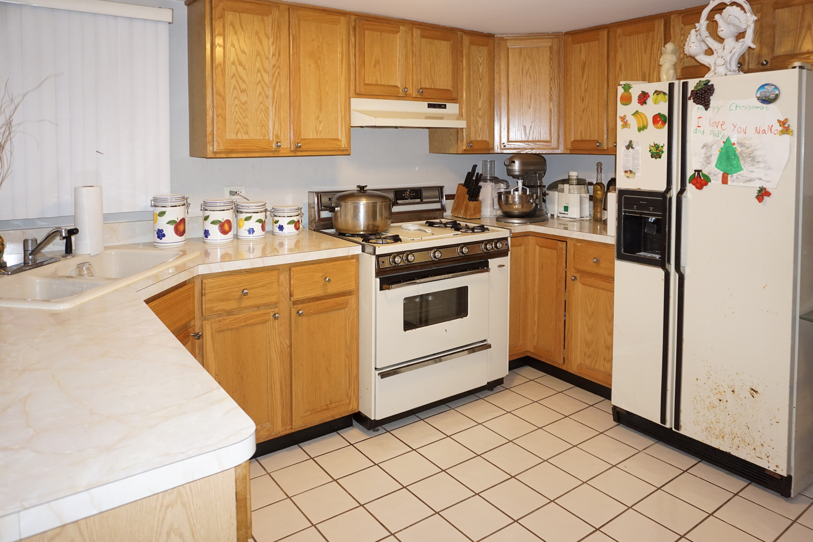 3318 N Page Avenue Property Photo 22
