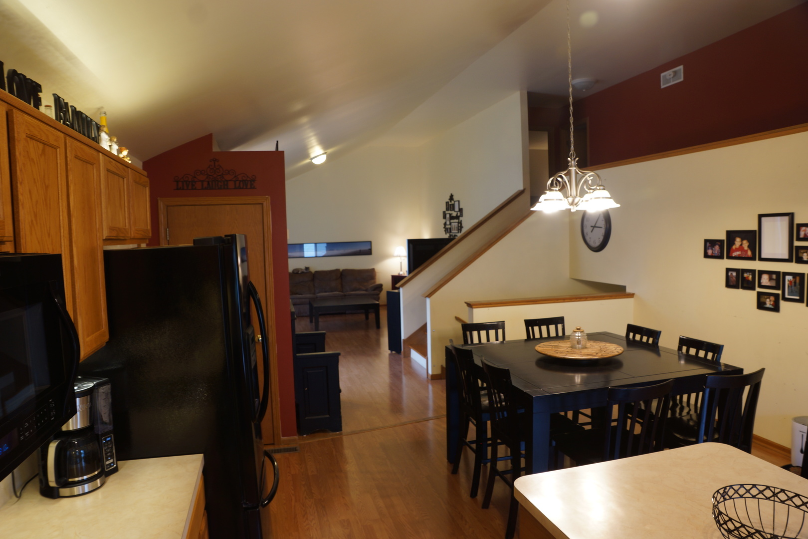 1573 Stefanie Lane Property Photo 7