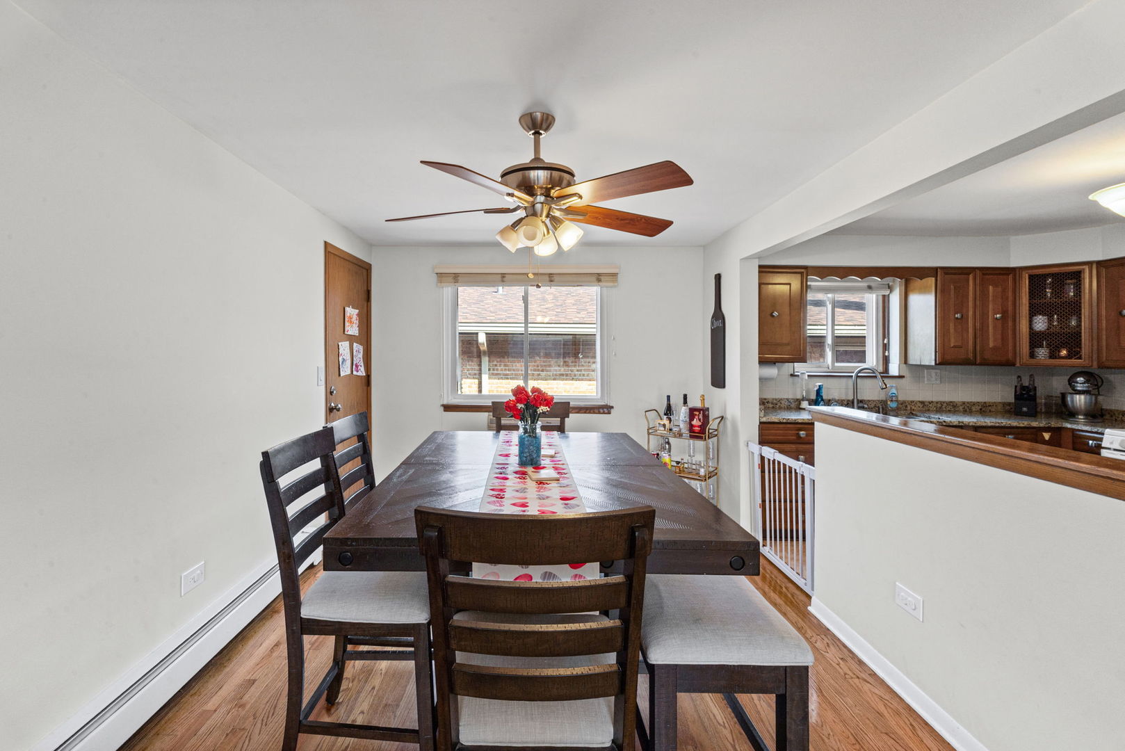 6811 N Olmsted Avenue 205 Property Photo 15