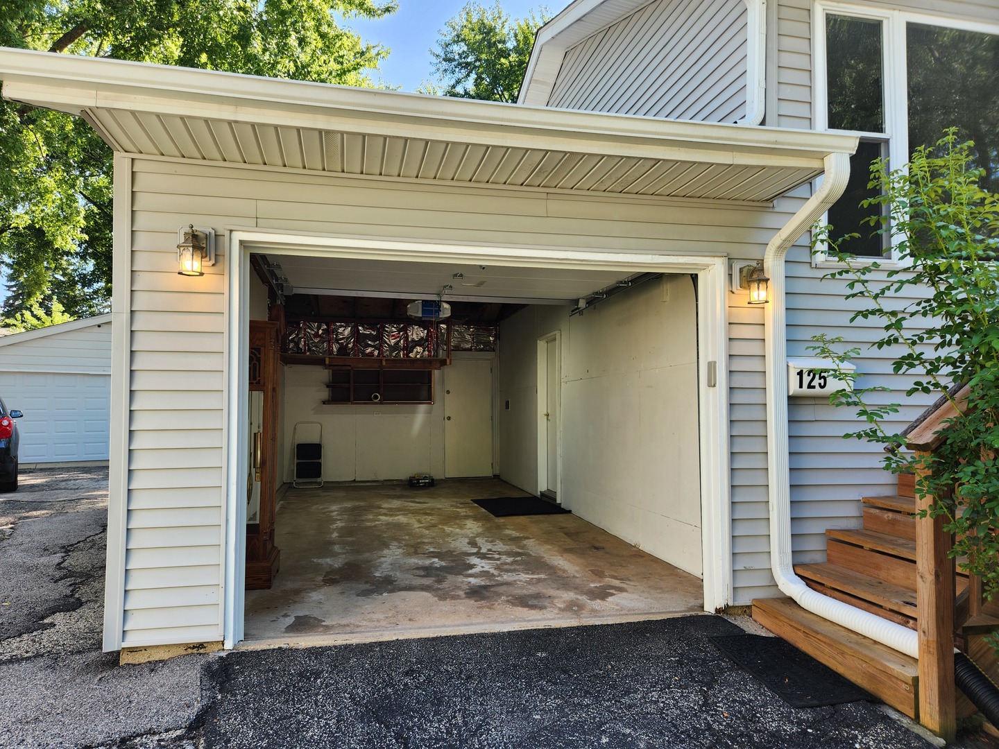 12710981 Property Photo 3