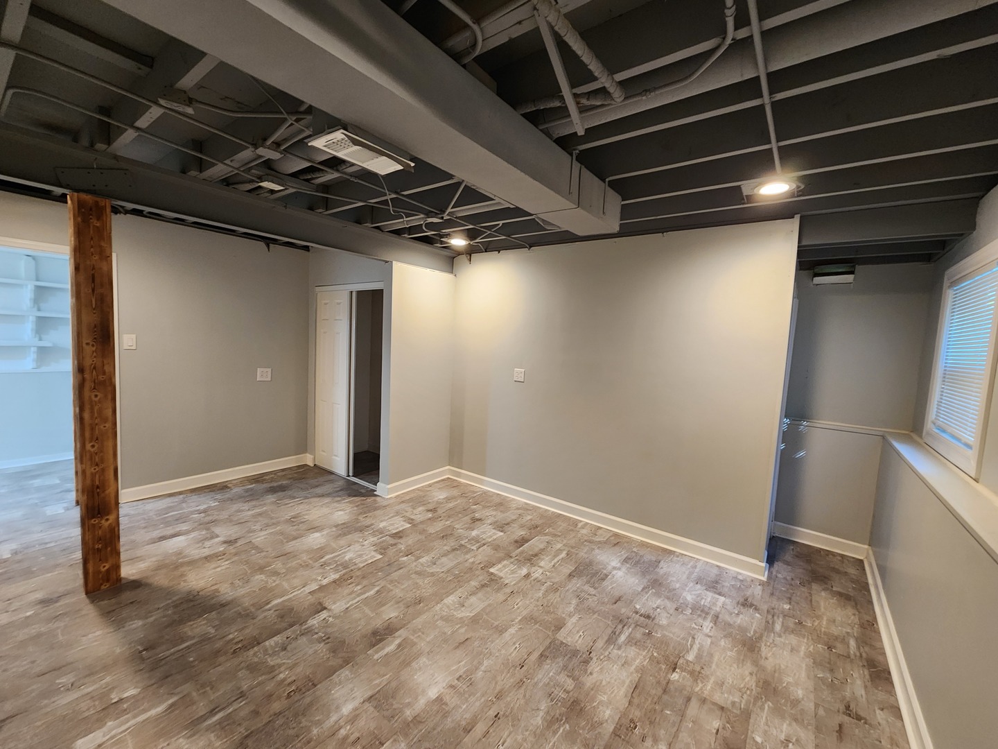 12710981 Property Photo 35
