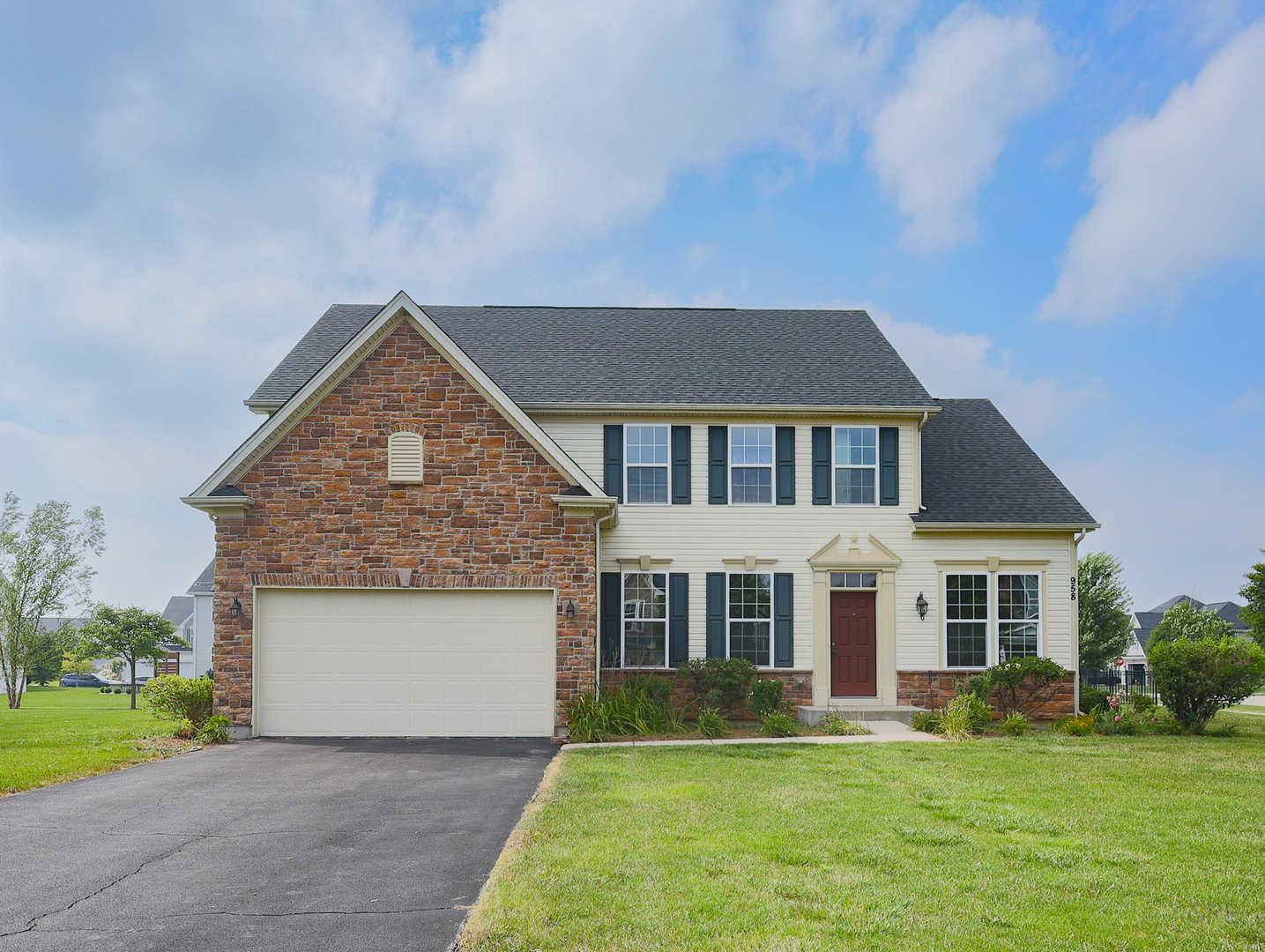 958 Glacial Falls Drive Property Photo 1