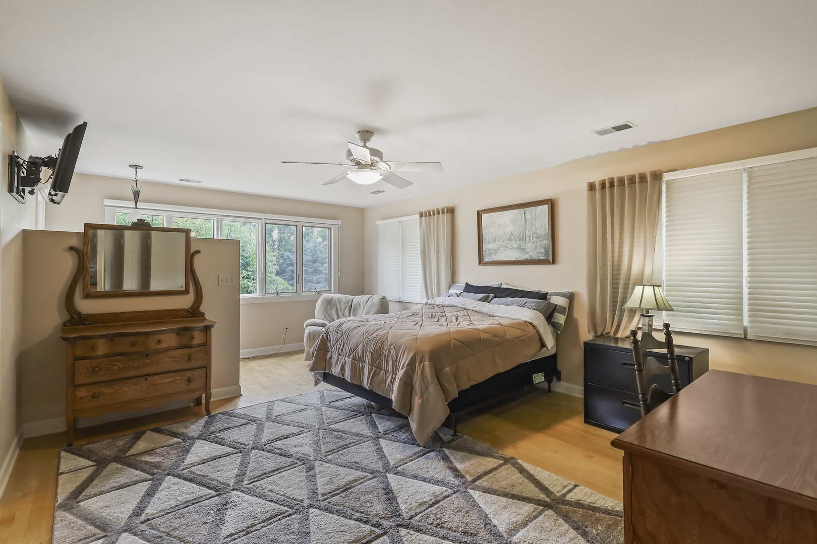 727 S Raven Road Property Photo 15
