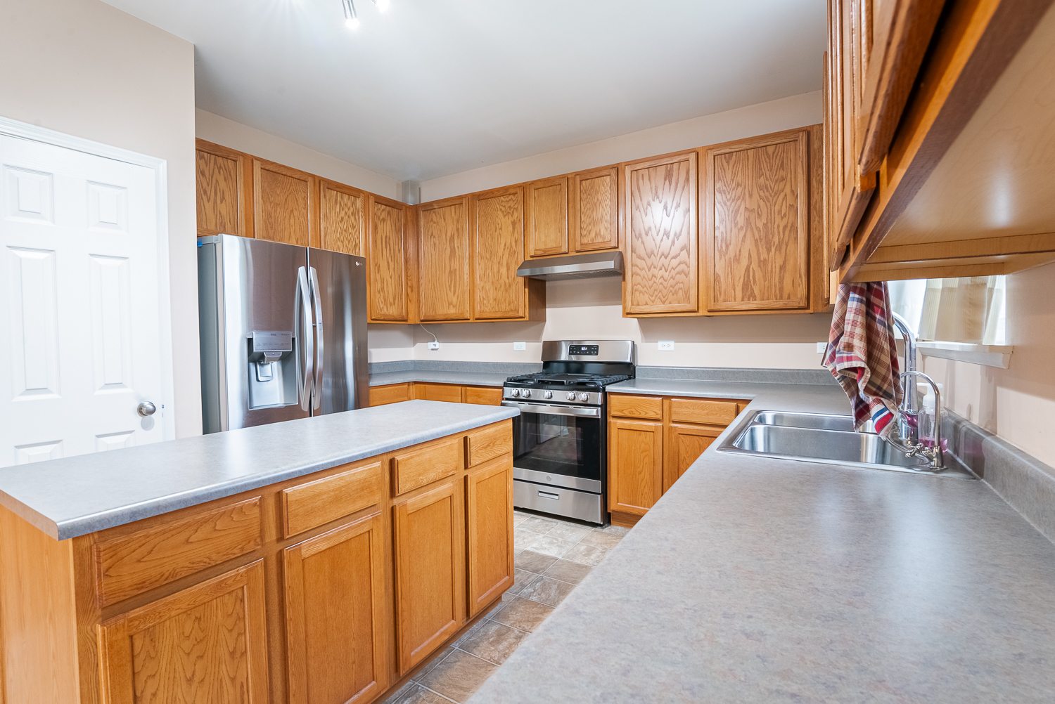 3183 Venetian Way Property Photo 7