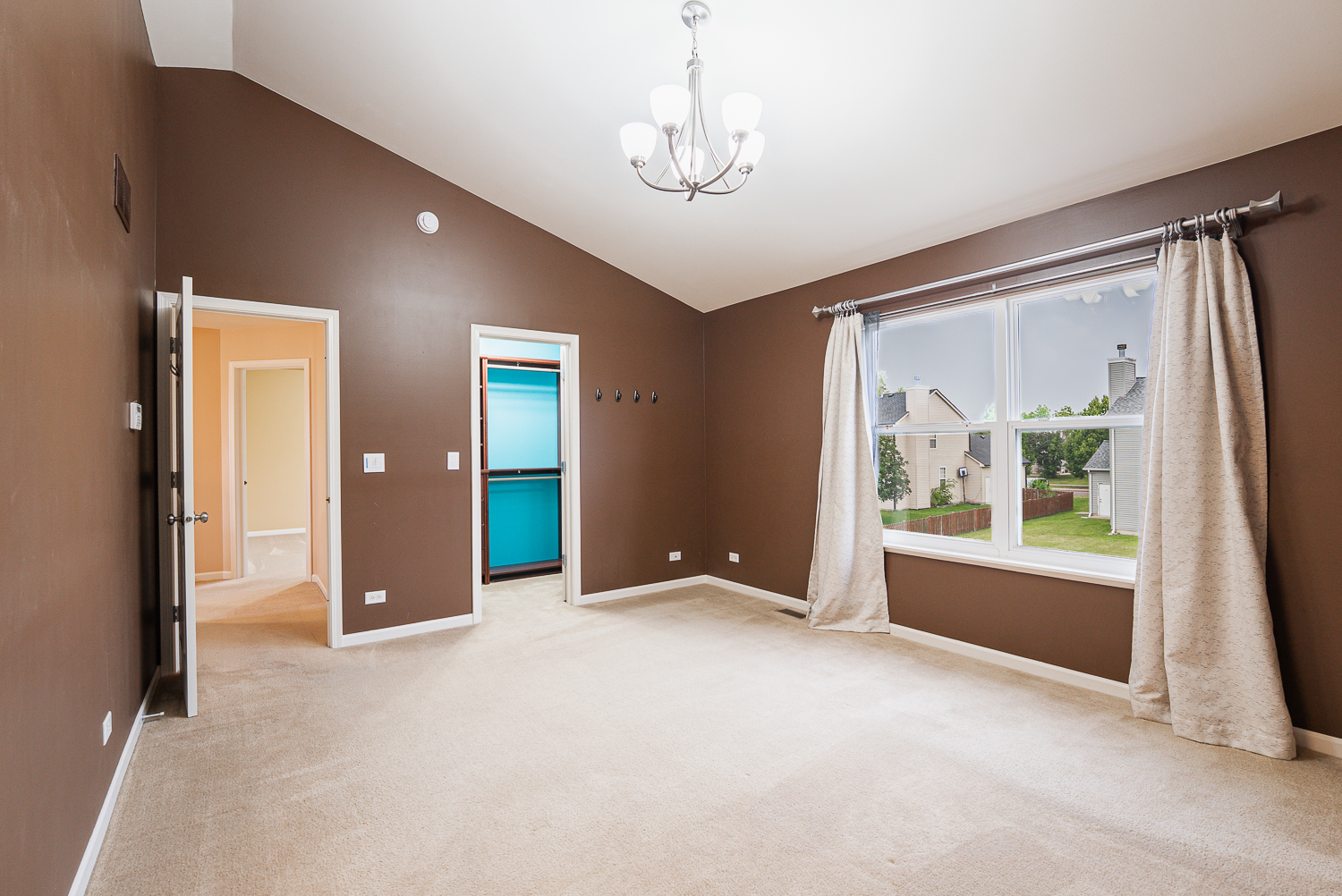 3183 Venetian Way Property Photo 14