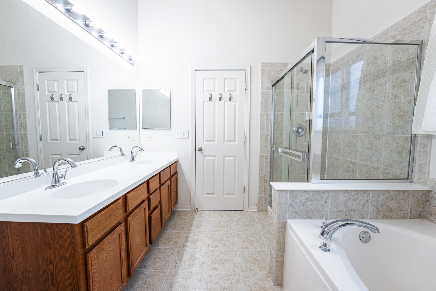 3183 Venetian Way Property Photo 15