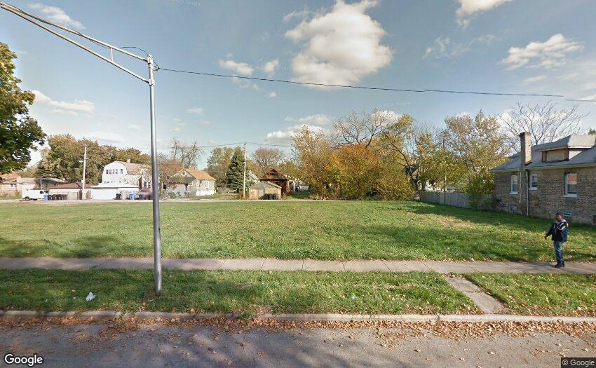 6415 S Hamilton Avenue Property Photo 1