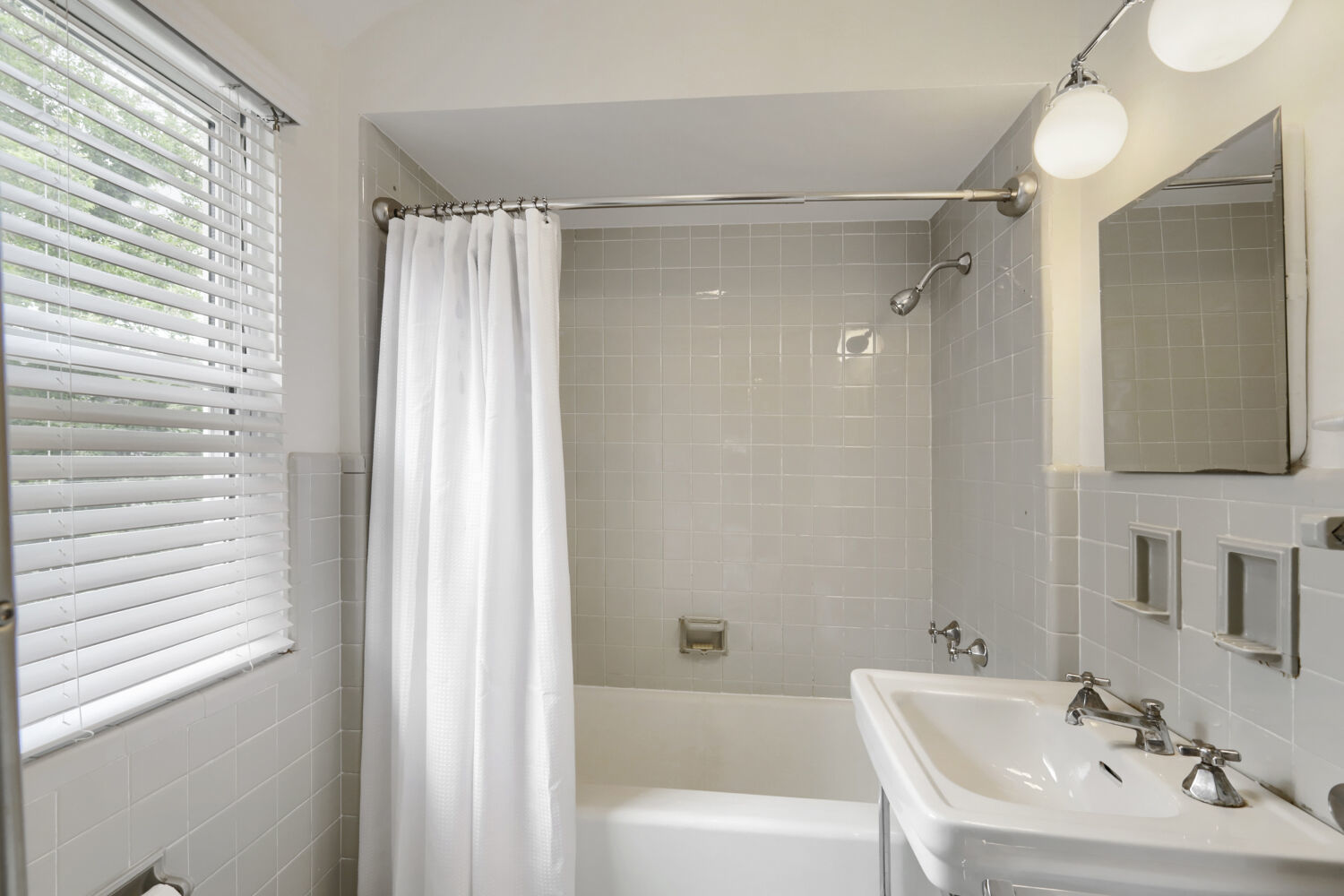 9414 Harding Avenue Property Photo 18