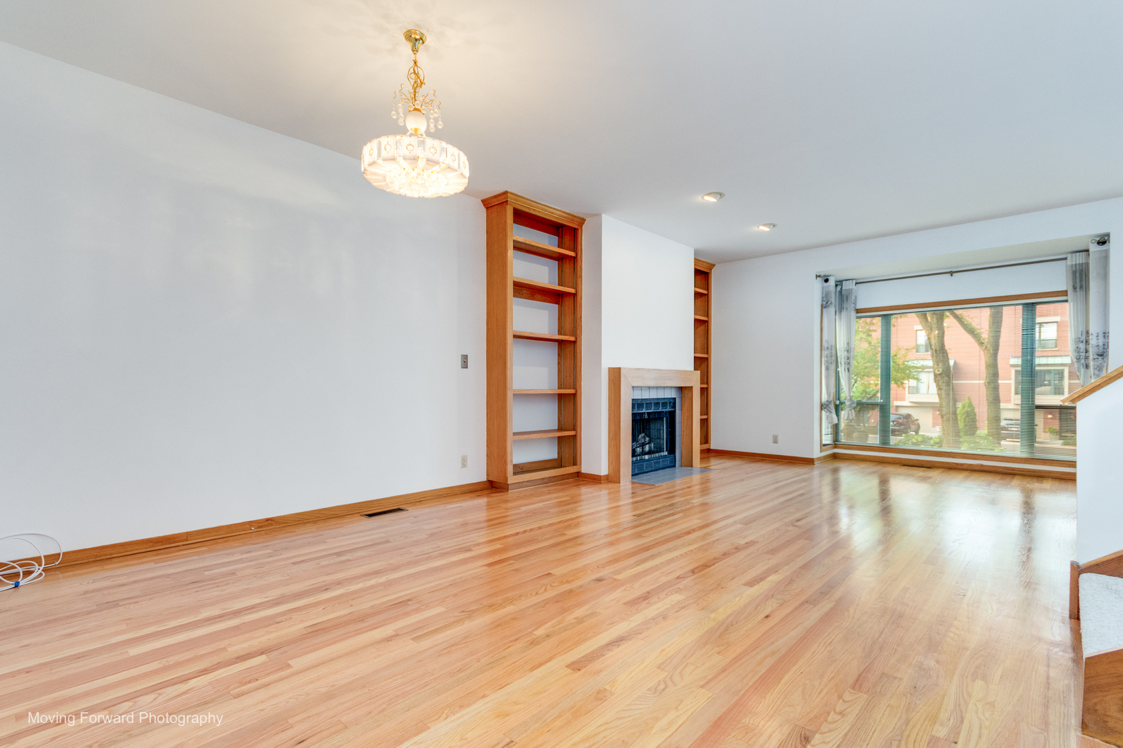 614 S Laflin Street C Property Photo 5